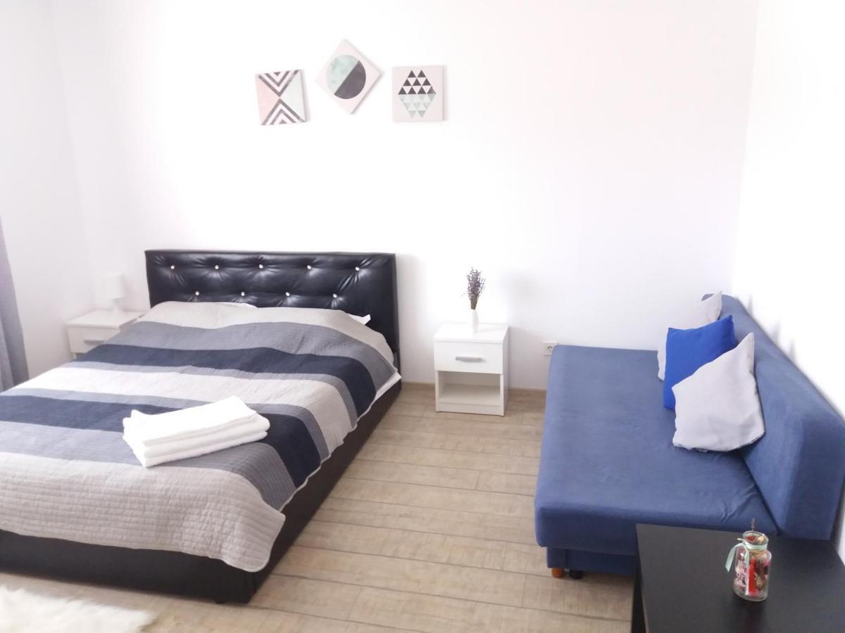 Cazare Apartament Rasnov Apartment Bagian luar foto