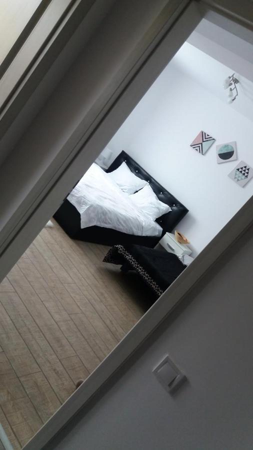 Cazare Apartament Rasnov Apartment Bagian luar foto