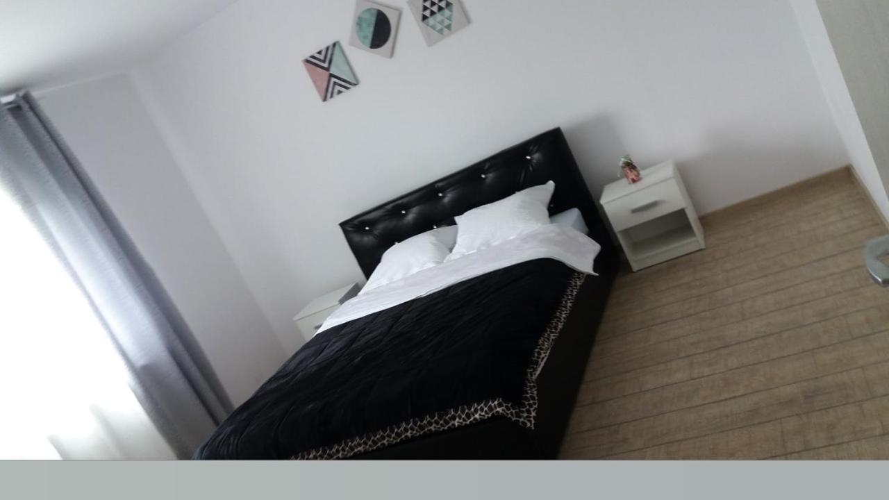 Cazare Apartament Rasnov Apartment Bagian luar foto